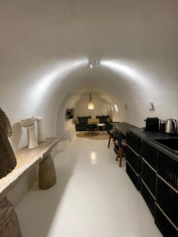 Tserova Rocks Dhrosopiyí Exteriör bild